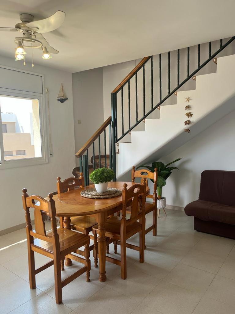 Fantastico Duplex Con Piscina -4 Personas- Apartment L'Ampolla Luaran gambar