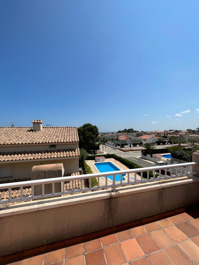 Fantastico Duplex Con Piscina -4 Personas- Apartment L'Ampolla Luaran gambar